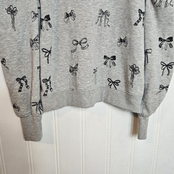 Anthropologie Casual Chic Gray Bow-Print Puff-Sleeve Sweatshirt - Picture 5 of 16